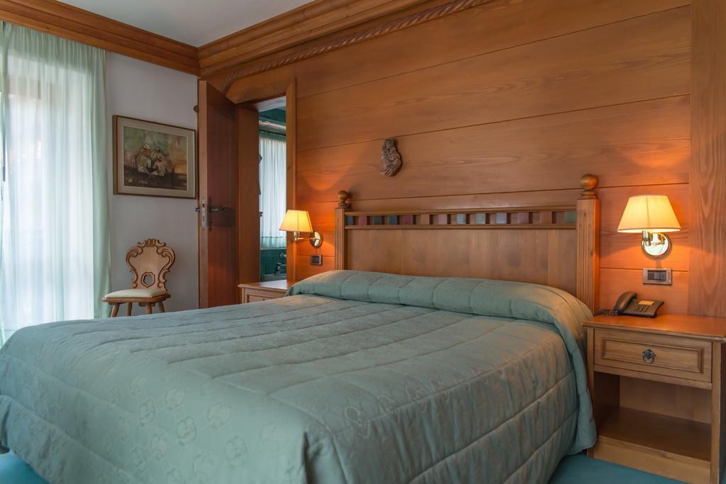 Hotel Alla Posta - Famiglia Pra Dal 1866 A Caprile Alleghe Exterior foto