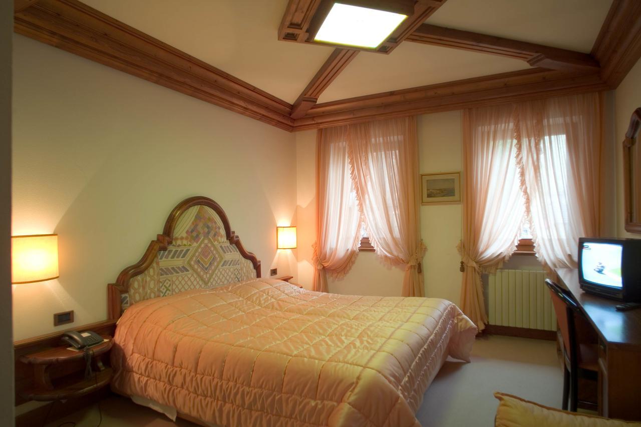 Hotel Alla Posta - Famiglia Pra Dal 1866 A Caprile Alleghe Exterior foto